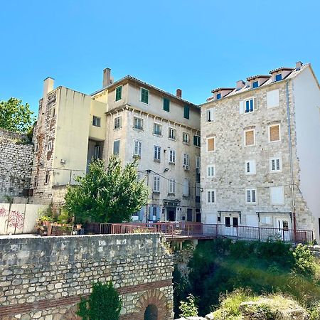 Terazza Grande In Diocletian Tower Apartment Split Bagian luar foto