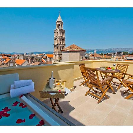 Terazza Grande In Diocletian Tower Apartment Split Bagian luar foto