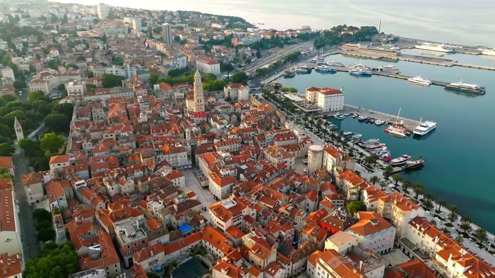 Terazza Grande In Diocletian Tower Apartment Split Bagian luar foto