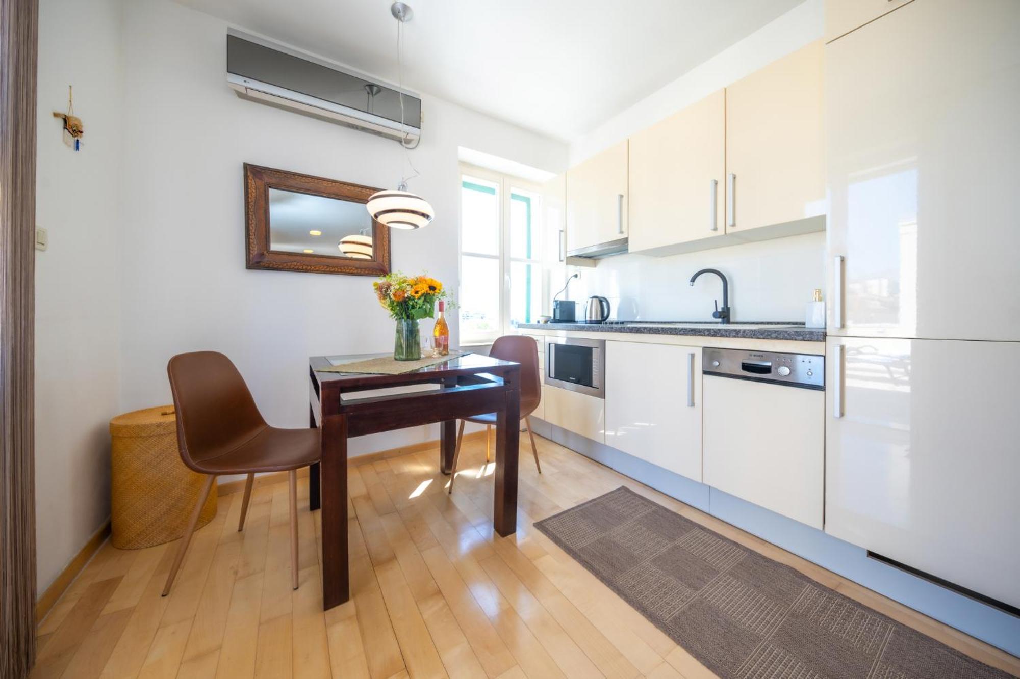 Terazza Grande In Diocletian Tower Apartment Split Bagian luar foto
