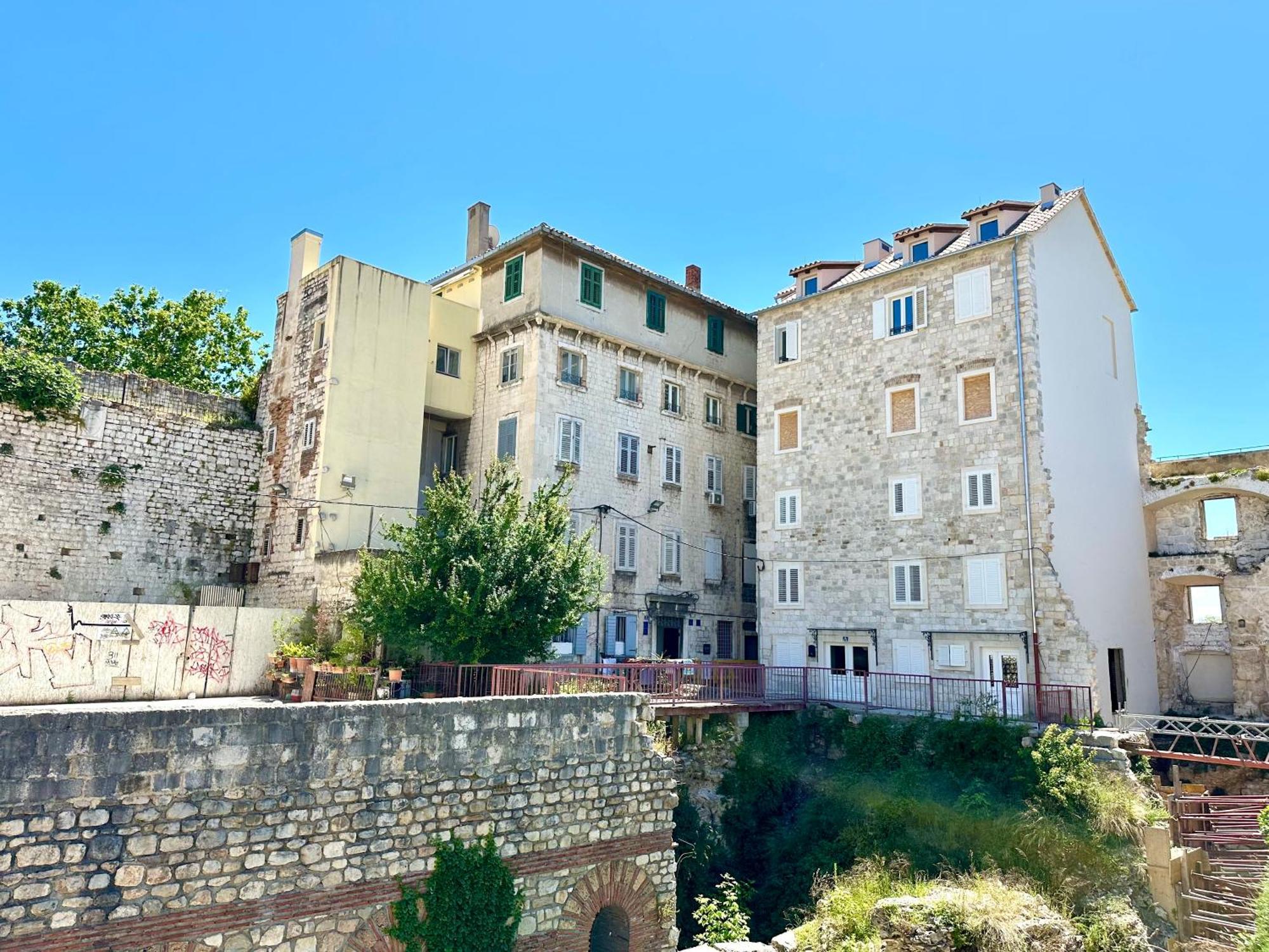 Terazza Grande In Diocletian Tower Apartment Split Bagian luar foto