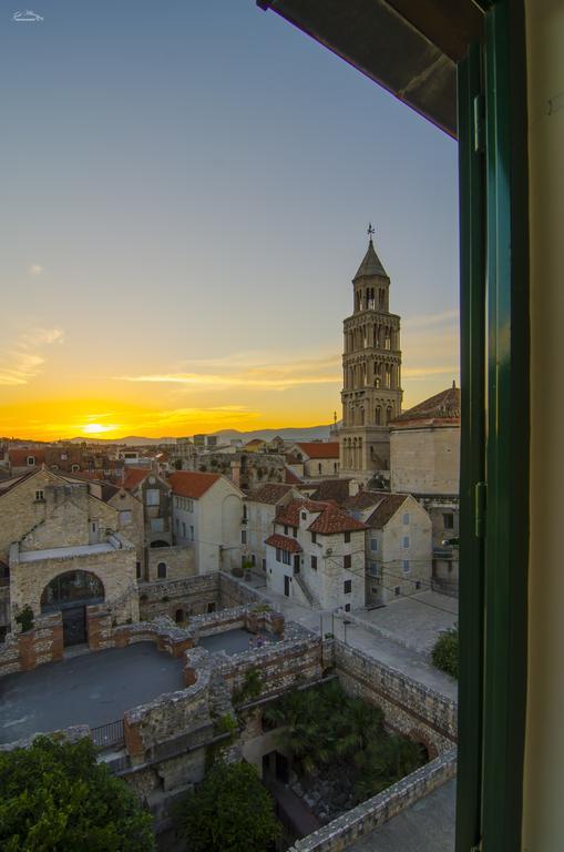 Terazza Grande In Diocletian Tower Apartment Split Bagian luar foto