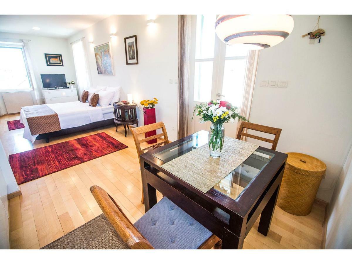 Terazza Grande In Diocletian Tower Apartment Split Bagian luar foto